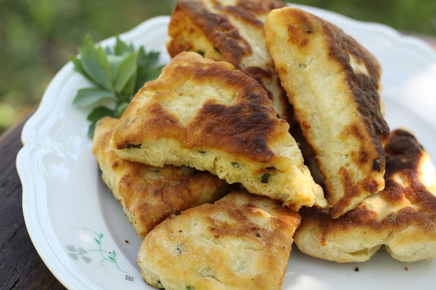 Польская закуска с яйцом и хреном